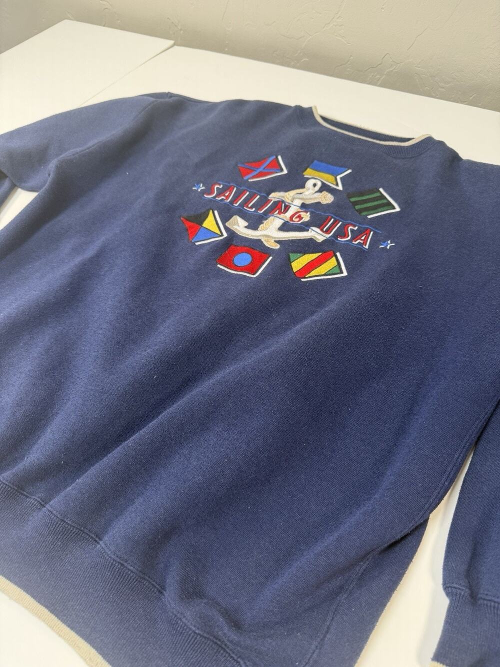 Mens Vintage Size XL Navy Sailing USA Red Cliffs Pullover Crewneck Sweatshirt